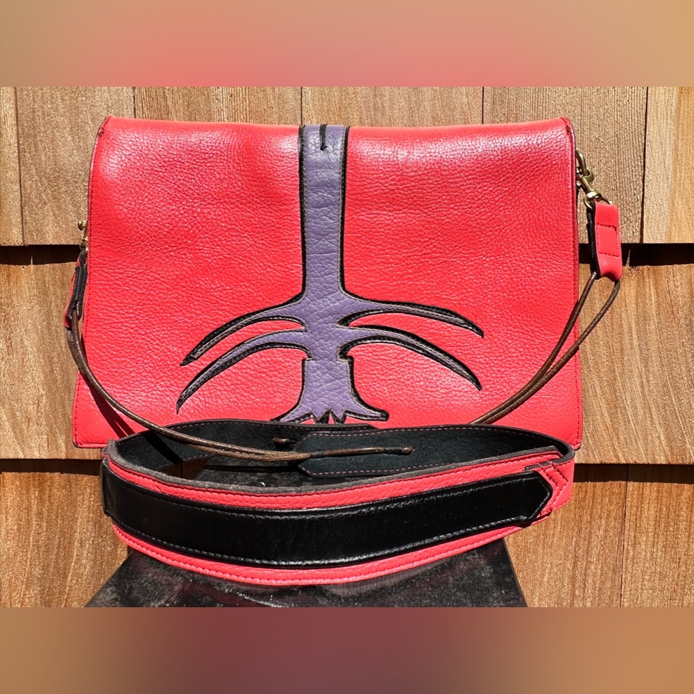 Vintage 1970s-1980’s Leather Crossbody/Shoulder Bag - Picture 2 of 14